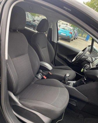 Peugeot 208 cena 35900 przebieg: 123000, rok produkcji 2017 z Dobczyce małe 562